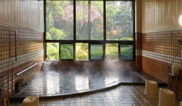 【源泉かけ流し♪】大浴場