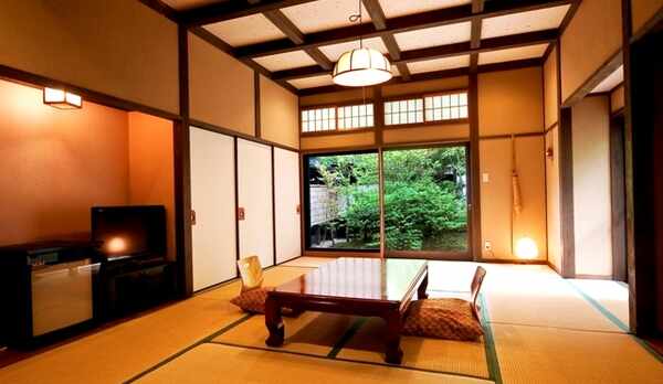 離れ客室　（一例）