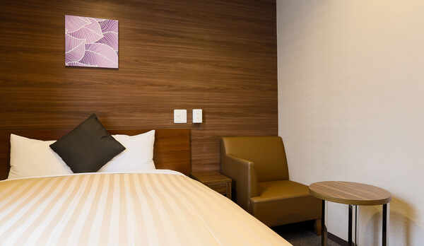 【客室一例】スタンダートダブル・6〜7Fに位置する限定2室