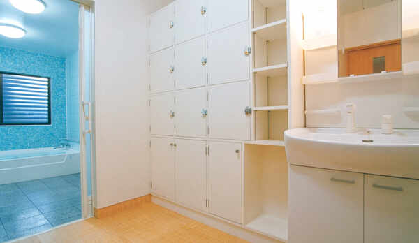 ・共同風呂／空いていれば家族風呂としてもご利用可能！