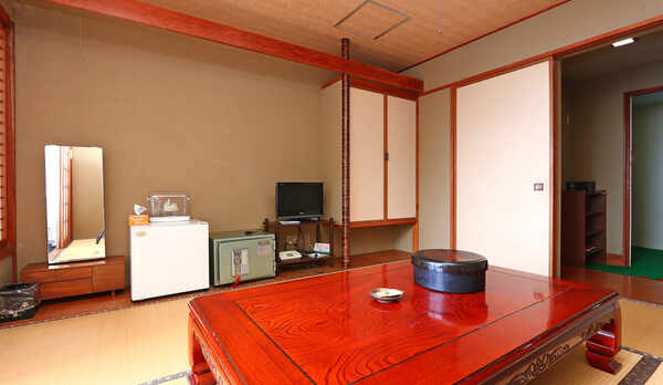 ゆったり寛いでいただき、温泉に浸かって疲れをおとりください。