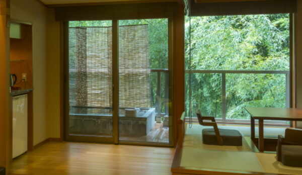 【露天風呂付客室】