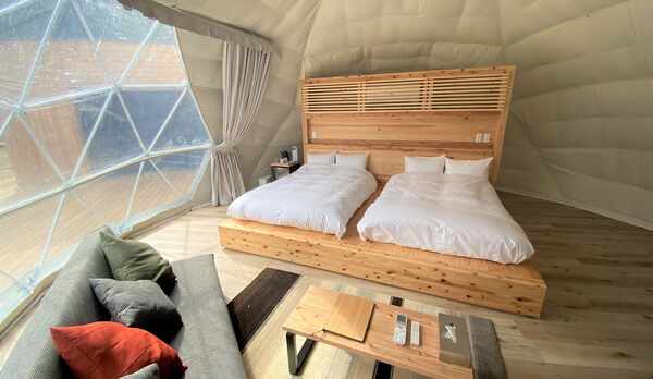 グランピング室内