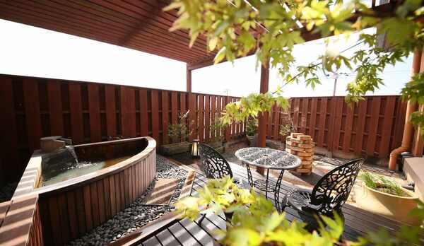 露天風呂付き客室【大正心】一例