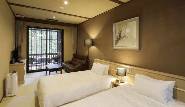 【檜風呂＋テラス付き】寛ぎ和室＆和室ツインルーム / 広々とした畳敷きの和風客室。