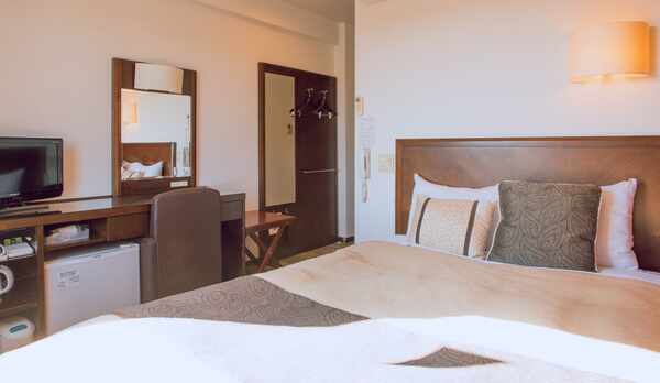 シングル（ダブルベッド）