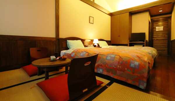 【和洋室】ツインルーム（洗面・トイレ付）