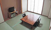 *和室6畳（一例）◎冷暖房・テレビ完備。