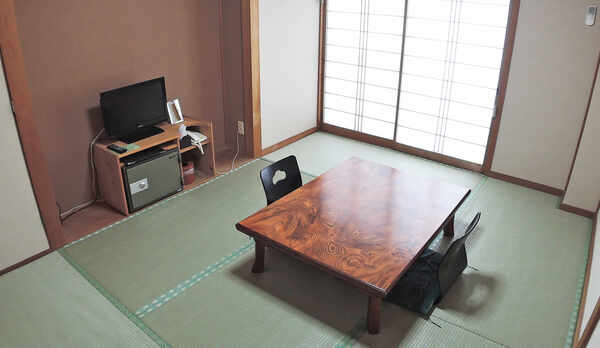 *和室6畳（一例）◎冷暖房・テレビ完備。