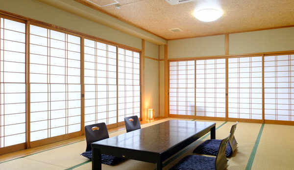 ■由布岳が見える和室12畳