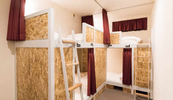 女子専用6人ドミトリー