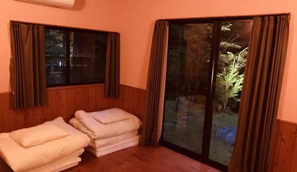 寝室&times;5部屋