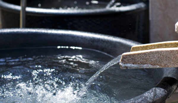 大浴場　男性用　釜風呂