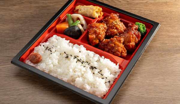 ヤンニョムチキン弁当