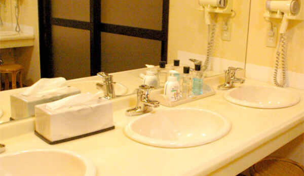 脱衣所（男湯）