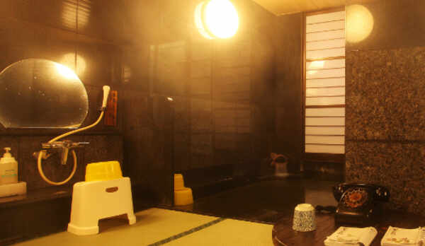 天然温泉　和室風呂