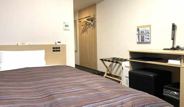 シングルルーム（ベッドサイズ120&times;195㎝）◇全室Wi-Fi接続無料・加湿空気清浄機付き