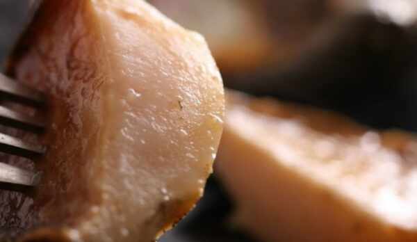 肉厚な志摩産の極上あわび