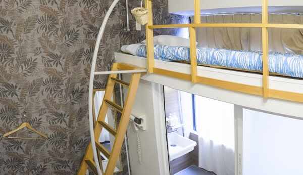 新感覚のセミダブルロフトベット!!　高さ4ｍ・7平米のスタンダードルーム