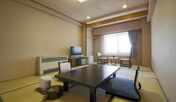 和室　10〜12畳
