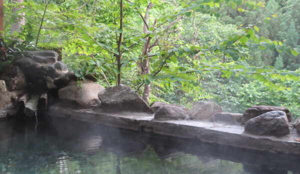 ダケカンバの湯（露天風呂）