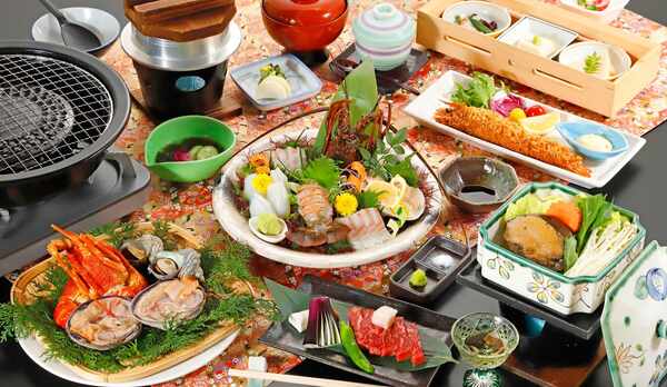 【ご夕食・南知多三大味覚(4月〜9月)】あわび・伊勢海老・知多牛を贅沢に味わえるコース