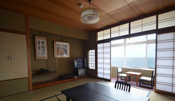 ■海側和室