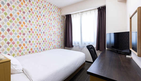 シングル/セミダブル　ルーム　1【2m&sup2;・ベッド幅 120cm】