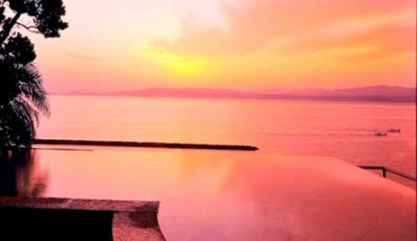 ９階天空野天朝日（女）