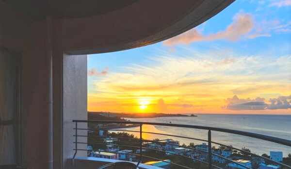 オーシャンビュールームからの夕焼け