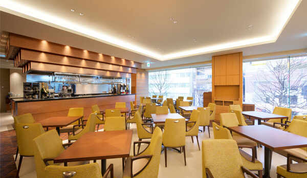 朝食ビュッフェ　セレニティ店内