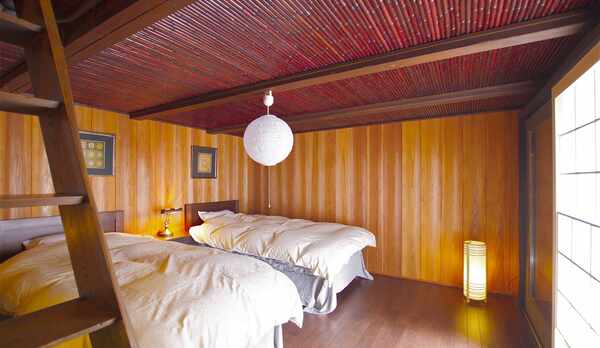 蔵１階ベッドルーム