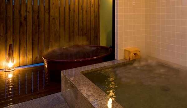 客室露天風呂＆内風呂　一例