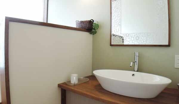 *お部屋にある洗面所です。