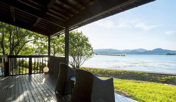 水辺の離れ Calme（カルム）