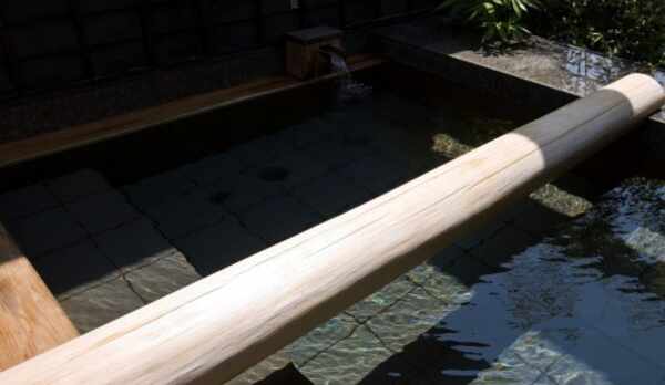 【大浴場の露天風呂】