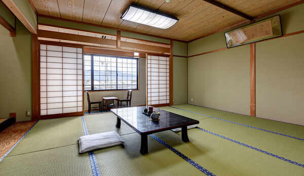 *客室例＜和室10畳〜12畳＞