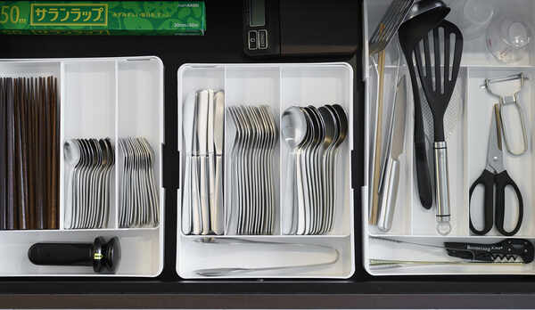 調理器具からカトラリーまで豊富に完備