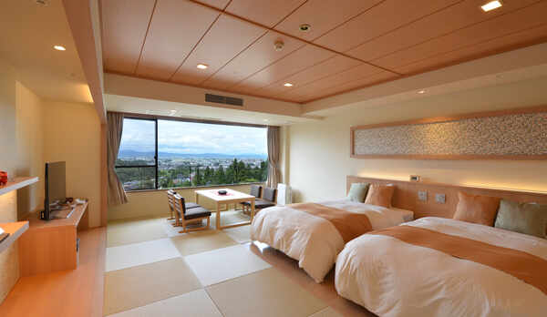 【彩】城下町側の和洋室