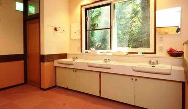 ・【館内】共用洗面台