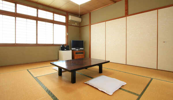 和室10畳のお部屋