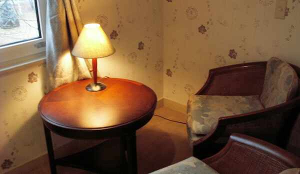 テーブル＆椅子も備え付お部屋（例）