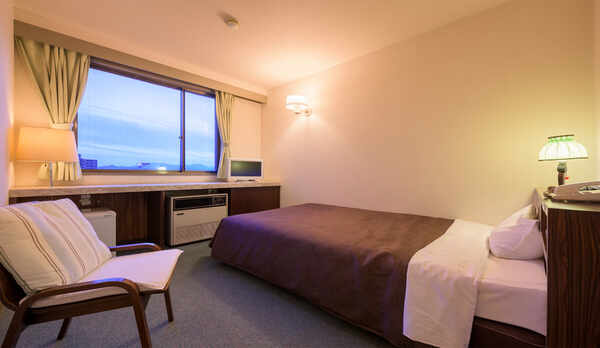 セミダブルルーム