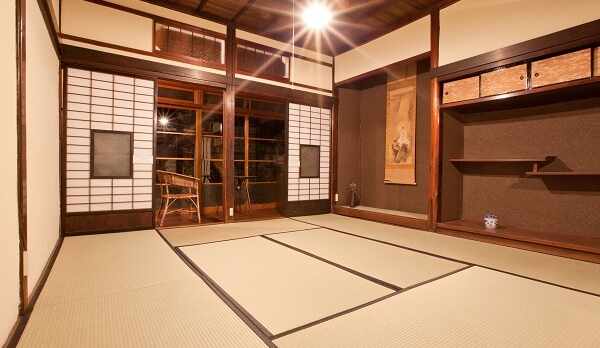 女性専用ドミトリー