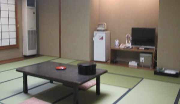 本館和室【1０畳】wi-fi 完備