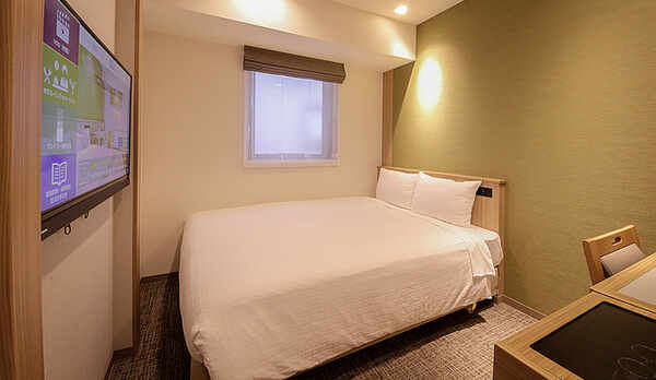 シングルルーム＜13㎡／ベッド幅140cm＞