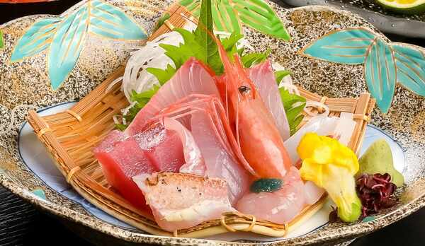 会席コース　お造り一列