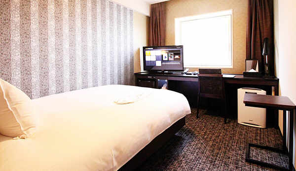 シングル・スタンダードダブルルーム　17.1平米　ベッド巾140㎝