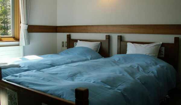 お部屋〜ふんわり羽根布団で