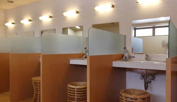 女性用パウダールーム